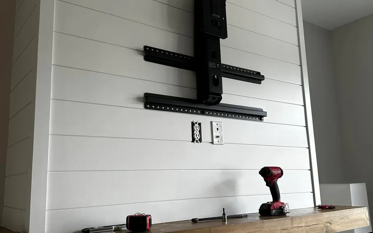 Network equipment installed in media cabinet